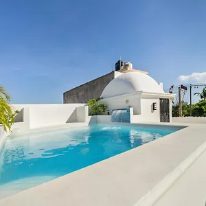 The Mermaid And The Pearl Boutique Mexico